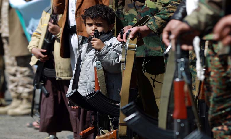 تجنيد مقاتلين جدد في صفوف ميليشيا الحوثي