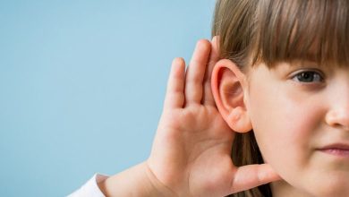 كيف تتعرف على مشاكل السمع لدى طفلك