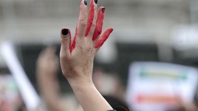مهسا أميني.. عقوبات غربية جديدة تضرب إيران