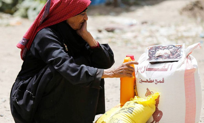 ميليشيات الحوثي تصعد سياسة التجويع باحتجاز مئات ناقلات القمح