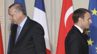 مستغلا أحداث العنف في فرنسا.. اردوغان يدين سياسات ماكرون
