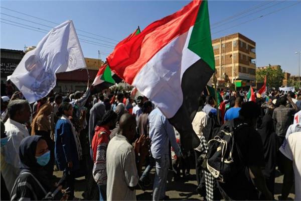 توافق داخل السودان على تأسيس جبهة مدنية واسعة لإنهاء الحرب