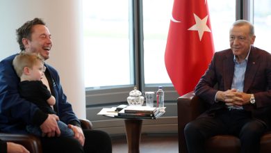 أردوغان يدعو ماسك للاستثمار في إنشاء مصنع لشركة تسلا في تركيا