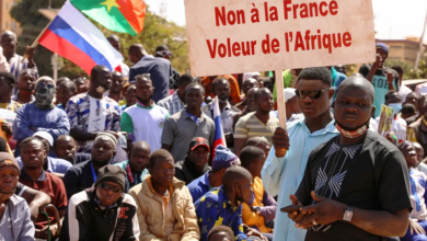 بوركينا فاسو تقرر طرد الملحق العسكري الفرنسي