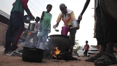 "ألغام" على طريق المساعدات في السودان