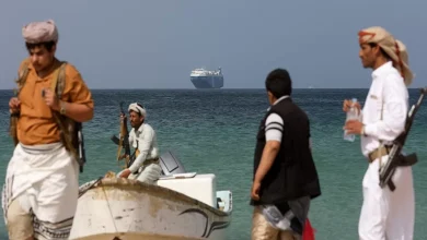 أمريكا تستهدف مراكز القيادة والتحكم وأنظمة صاروخية للحوثيين