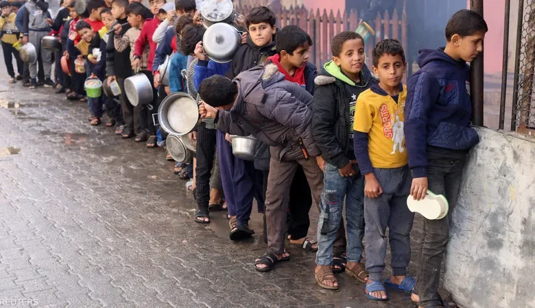 واشنطن تحذّر: ربع سكان غزة على بعد خطوة واحدة من المجاعة