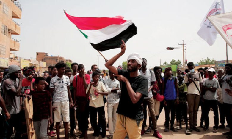 دعوات عالمية لإنقاذ السودان