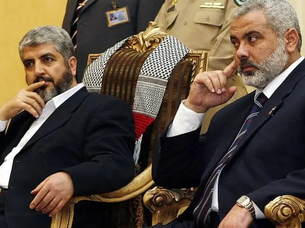 وول ستريت جورنال: قادة حماس مهددون بالطرد والاعتقال
