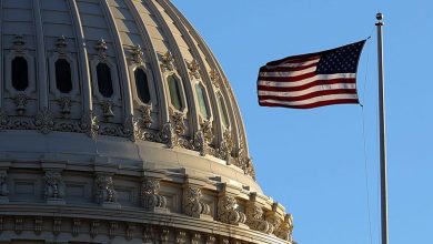 خبراء: دعم الإدارة الأمريكية لنتنياهو يعكس ازدواجية المعايير في واشنطن