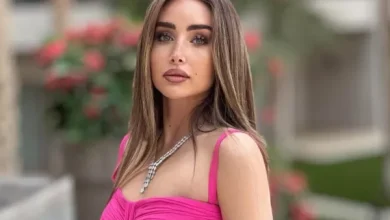 سيدة مصرية تطلب المساعد ضد هنا الزاهد وأسرتها