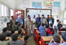 تلاعب بالمواد التعليمية: الحوثيون يستخدمون المدارس لنشر التطرف في اليمن