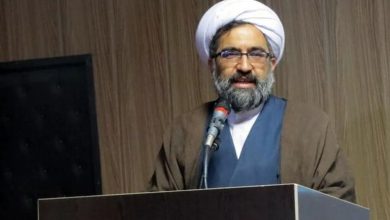 الاغتيالات في إيران: مسلح يقتل ممثل خامنئي خلال صلاة الجمعة