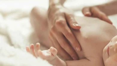 اتهام سيدة بقتل طفلتها في بريطانيا أثناء محاولتها إنقاذها
