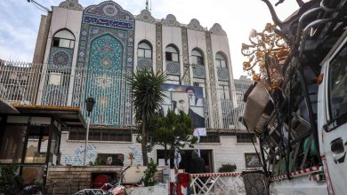 إيران تتحرك دبلوماسيًا لاحتواء خسائرها في سوريا