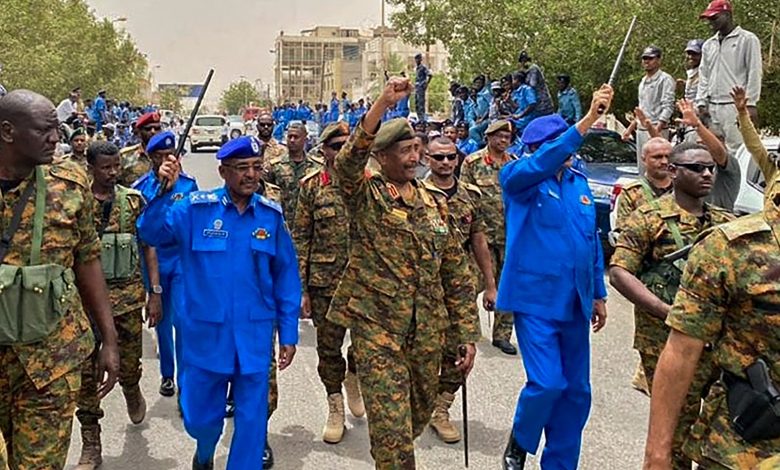 الجيش في قبضة الإسلاميين: ابتزاز سياسي يدفع السودان نحو الهاوية