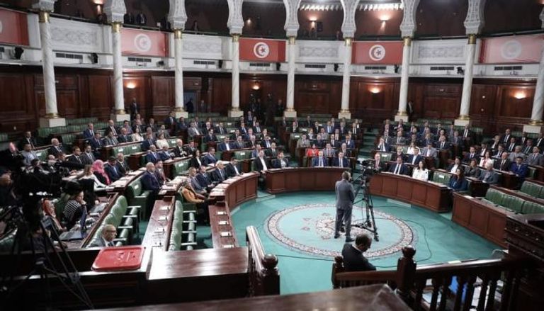 تعيينات الولاء تحت المجهر.. تونس تتحرك لتفكيك إرث الإخوان في المؤسسات