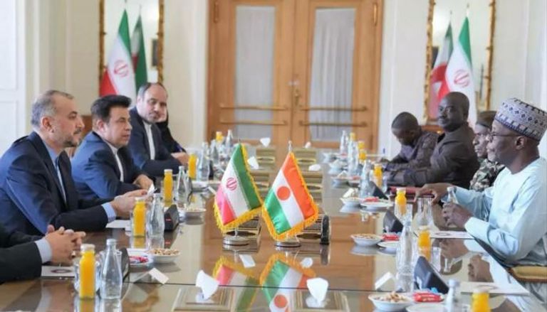 هل تبحث إيران عن نفوذ نووي في إفريقيا عبر النيجر؟