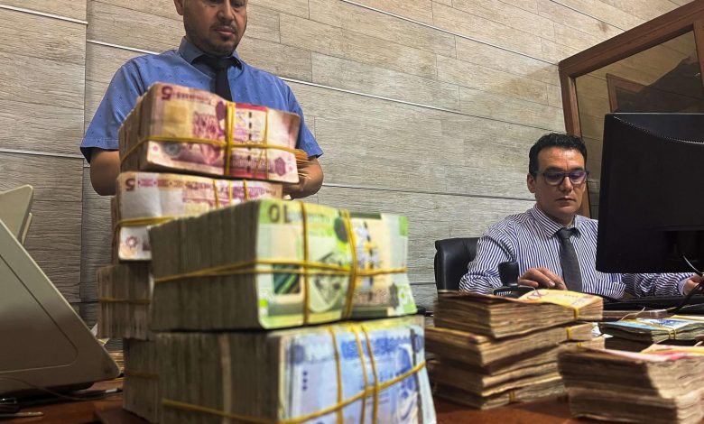 المال المزيّف في ليبيا.. الدبيبة يواجه "مافيا التزوير"