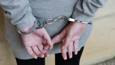 طعنتها وسلّمت نفسها.. شابة تركية تضع نهاية مأساوية لصداقة قديمة