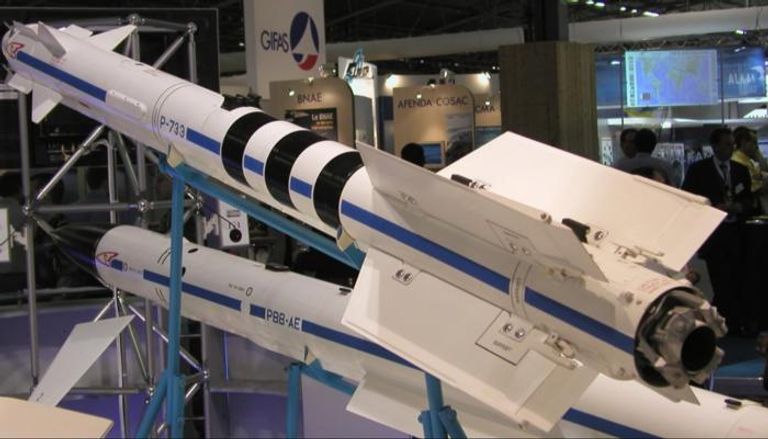 مهمة انتحارية: صاروخ R-73 يواجه تحديات كبرى في المعارك الحديثة