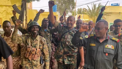 السودان على فوهة بركان: الإسلاميون والجيش يقودون البلاد إلى المجهول