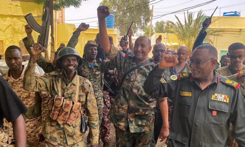 السودان على فوهة بركان: الإسلاميون والجيش يقودون البلاد إلى المجهول