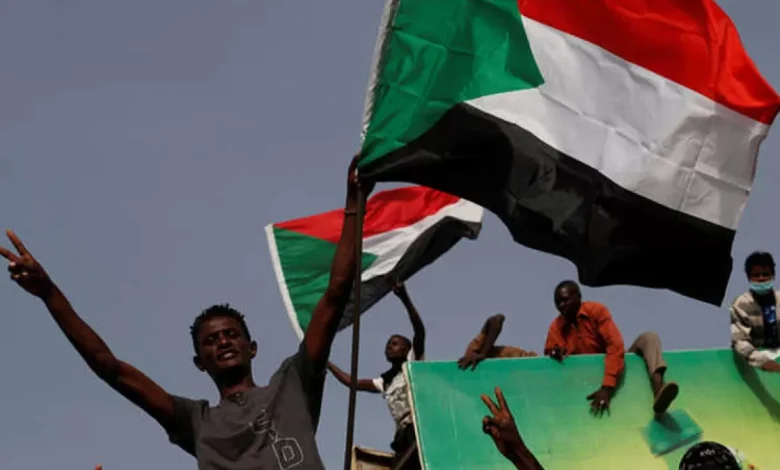 صراع على النقابات.. الإخوان يتسللون من بوابة العمل النقابي في السودان