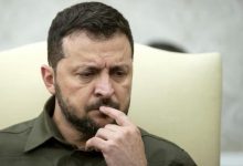 اتهامات جديدة من كييف.. زيلينسكي يتهم روسيا بتوسيع الحرب عبر المرتزقة