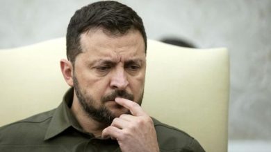 اتهامات جديدة من كييف.. زيلينسكي يتهم روسيا بتوسيع الحرب عبر المرتزقة