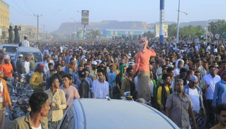 استعراض القوة في تريم.. الإخوان يفضحون أنفسهم أمام اليمنيين