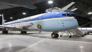 التاريخ على جناحين.. حكاية الطائرة الرئاسية سام 26000