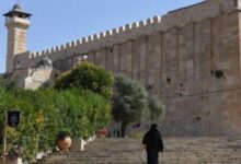 بين التقسيم والوصاية.. إسرائيل تدرس فصل الخليل وإدارة عشائرية بديلاً عن السلطة