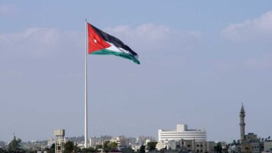 من البرلمان إلى الشارع السياسي: رسائل هجوم الأعيان الأردني على الإخوان وحماس