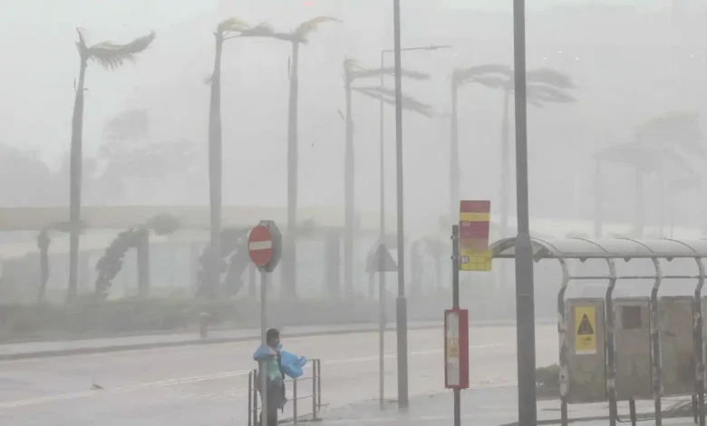 إعصار راغاسا يتحول إلى قضية قانونية بسبب سيلفي الموت