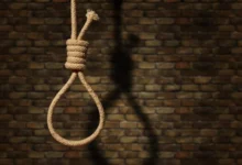 الحب المأساوي.. انتحار فتى في العراق إثر وفاة جدته