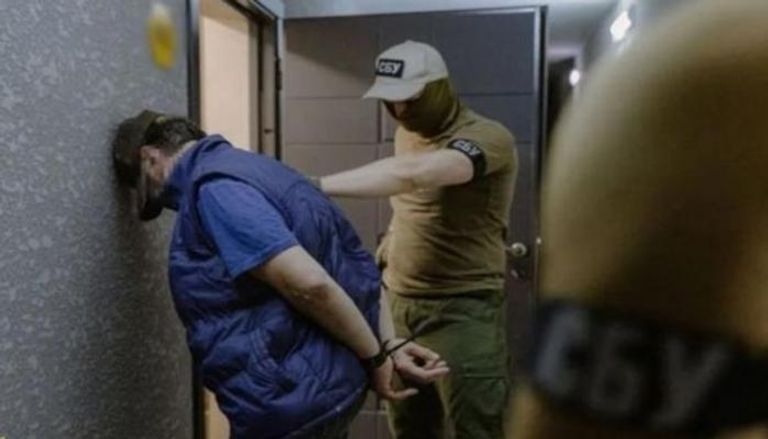 كواليس الحرب المظلمة.. موسكو توظف أوكرانيين في عمليات سرية