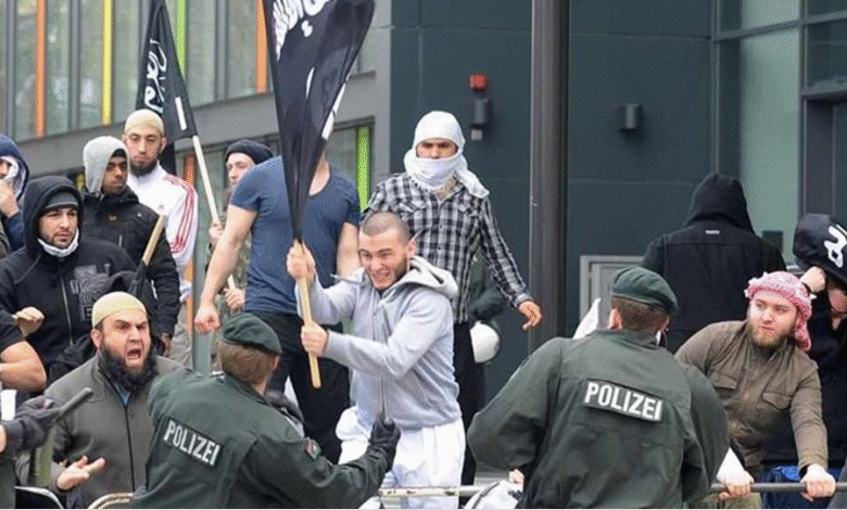 ألمانيا بين الحرية الدينية والأمن القومي.. لماذا تأخر حظر الإخوان؟