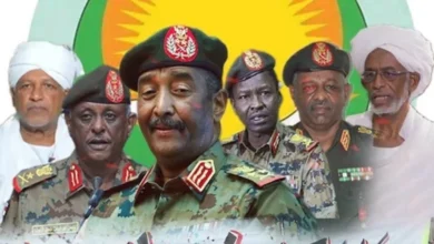 الجيش السوداني والحركة الإسلامية.. تحالف يتهاوى في زمن المساومات