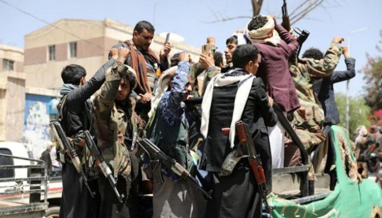 الحوثيون يختطفون 3 من موظفي الأمم المتحدة في صنعاء