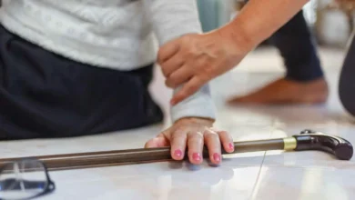 بعد الـ65.. مهارة السقوط قد تكون مفتاح النجاة من الكسور والإصابات