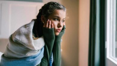جيل زد تحت المجهر.. التكنولوجيا تصنع جيلاً قلقاً بلا طمأنينة