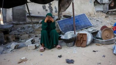 حصيلة القصف الإسرائيلي على غزة تتصاعد.. ومأزق سياسي يطوق حماس