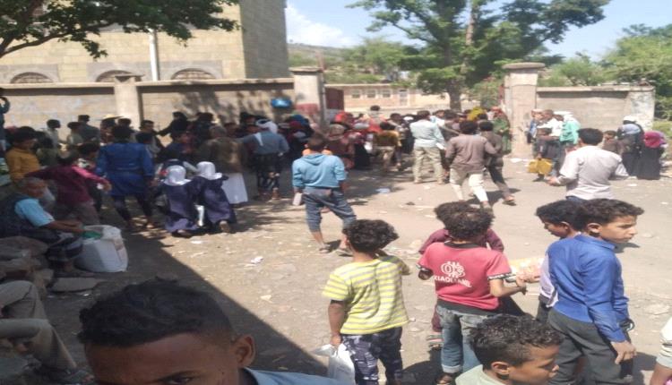 فوضى الإخوان في تعز.. مسلحون يقتحمون مدرسة ويصيبون طلاباً بالرصاص