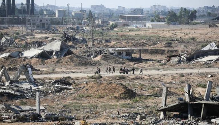 هدنة غزة على المحك.. تل أبيب تتوعد بالرد على أي تحرك في «المناطق الحمراء»
