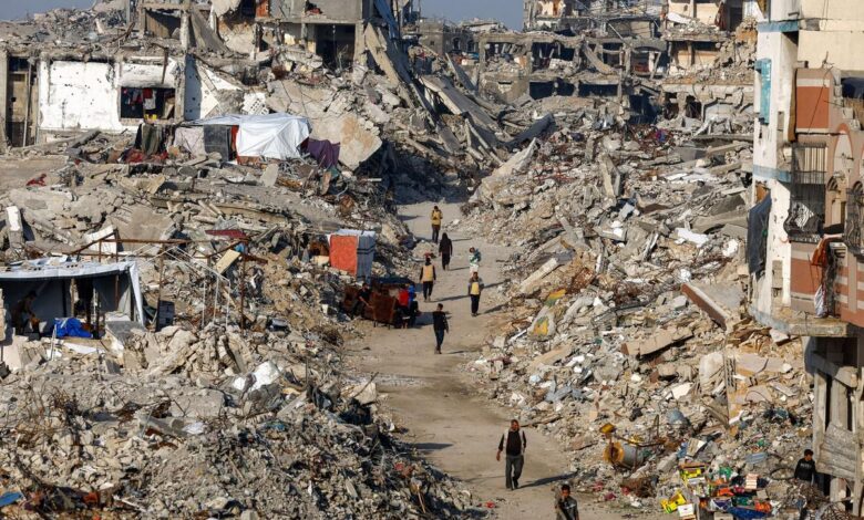 اتفاق وقف إطلاق النار مهدد.. توغل إسرائيلي في أحياء غزة يثير التوتر