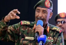 البرهان والإسلاميون: صراع الثقة المفقودة والتحالف المؤقت