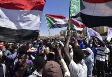 العالم يضع النقاط على الحروف: لا شرعية للانقلابات في السودان… والرهان الدولي على العدالة والانتقال المدني