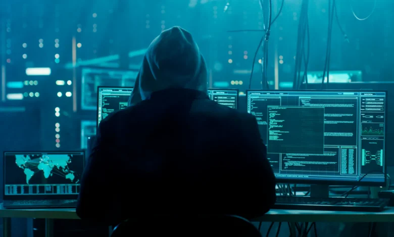 الفضاء الرقمي.. السلاح الخفي للإخوان في استقطاب الشباب