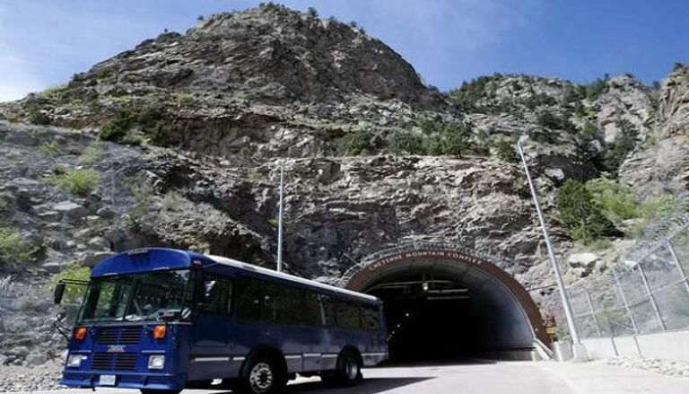 حصن تحت الجبال: لماذا أعادت أمريكا إحياء شايان ماونتن؟